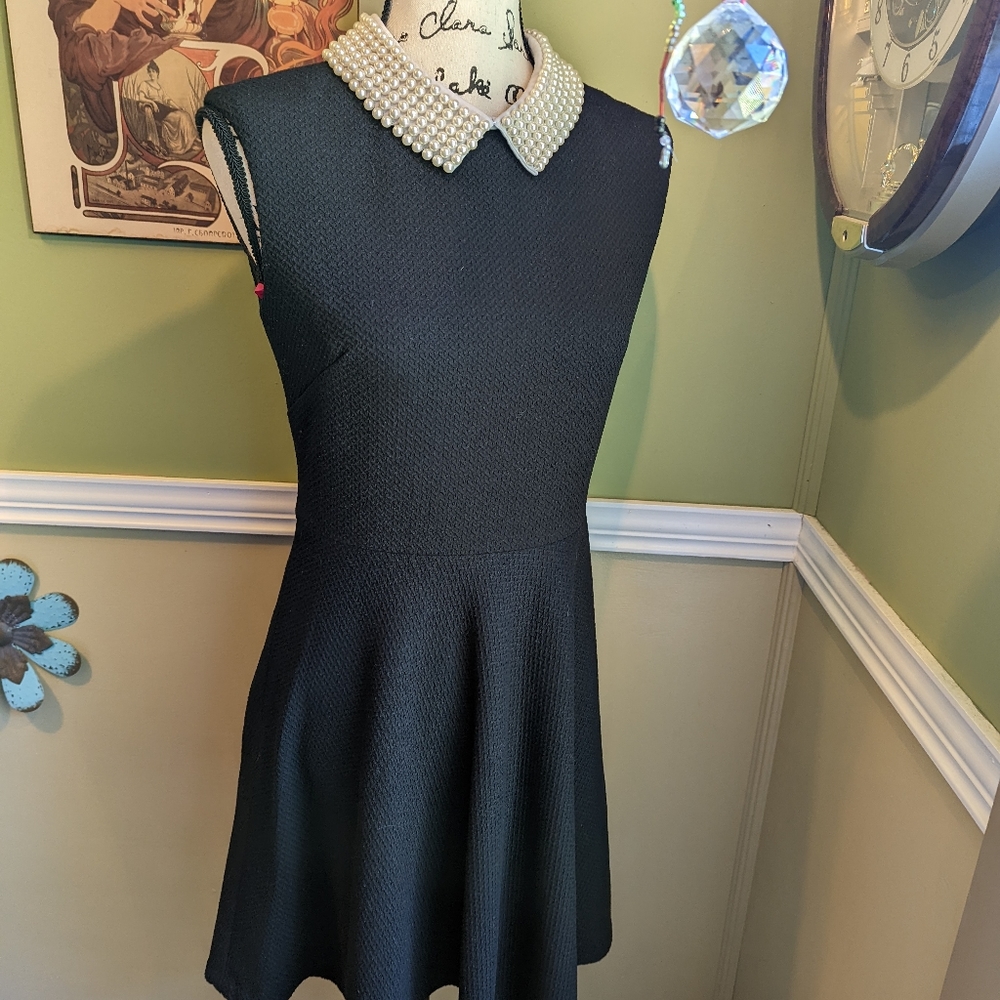 Betsy Johnson dress - Picture 6 of 15